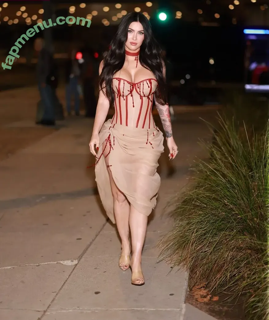 Megan Fox nude photo #2548 (fatmeganfox / meganfox)