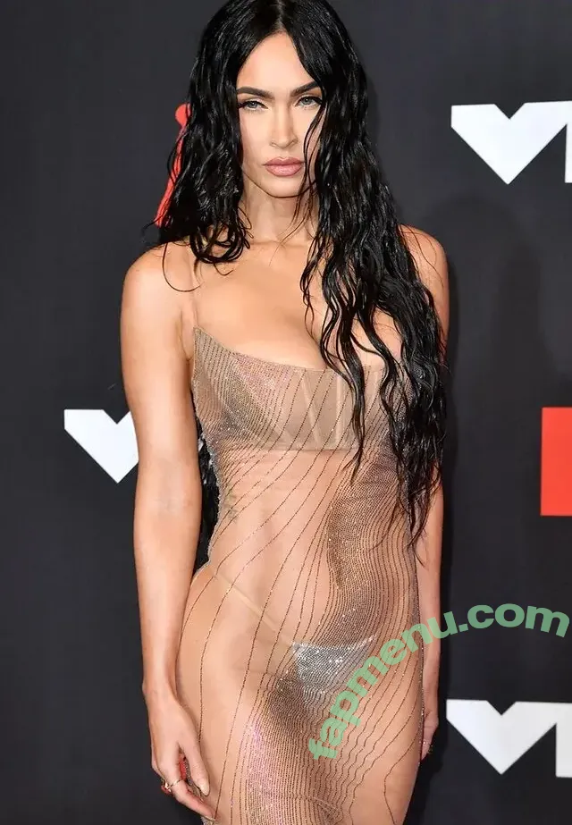 Megan Fox nude photo #2559 (fatmeganfox / meganfox)