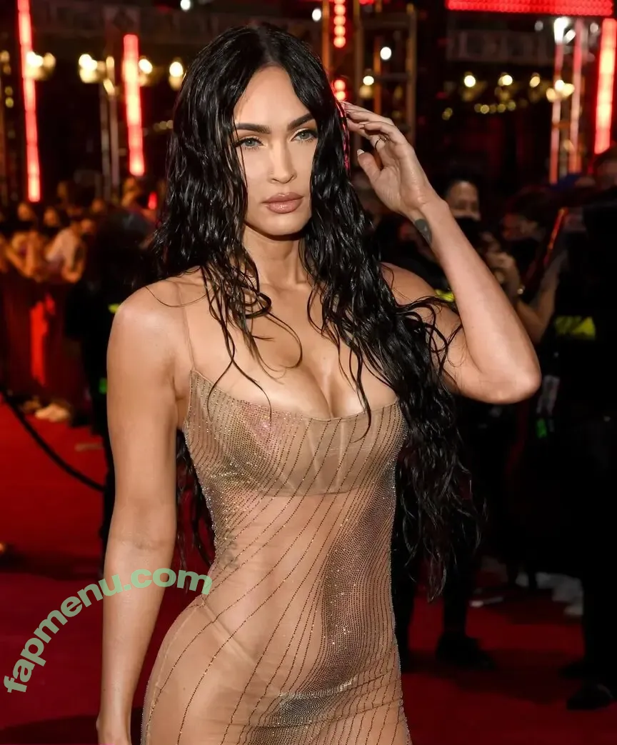 Megan Fox nude photo #2560 (fatmeganfox / meganfox)
