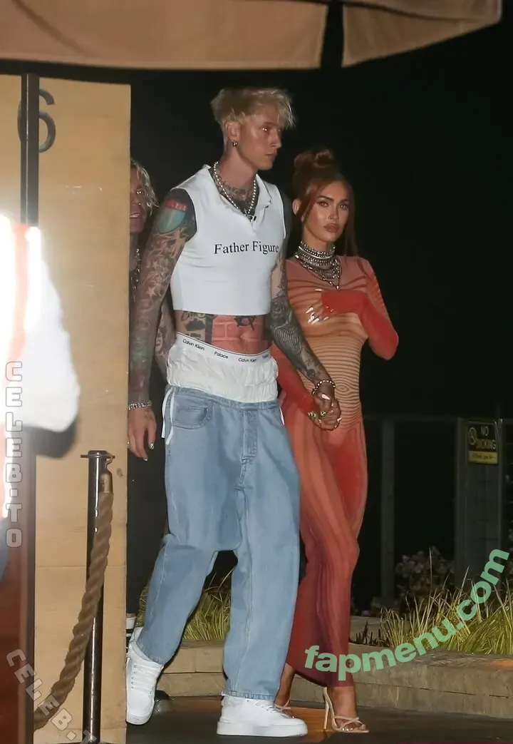 Megan Fox nude photo #2610 (fatmeganfox / meganfox)