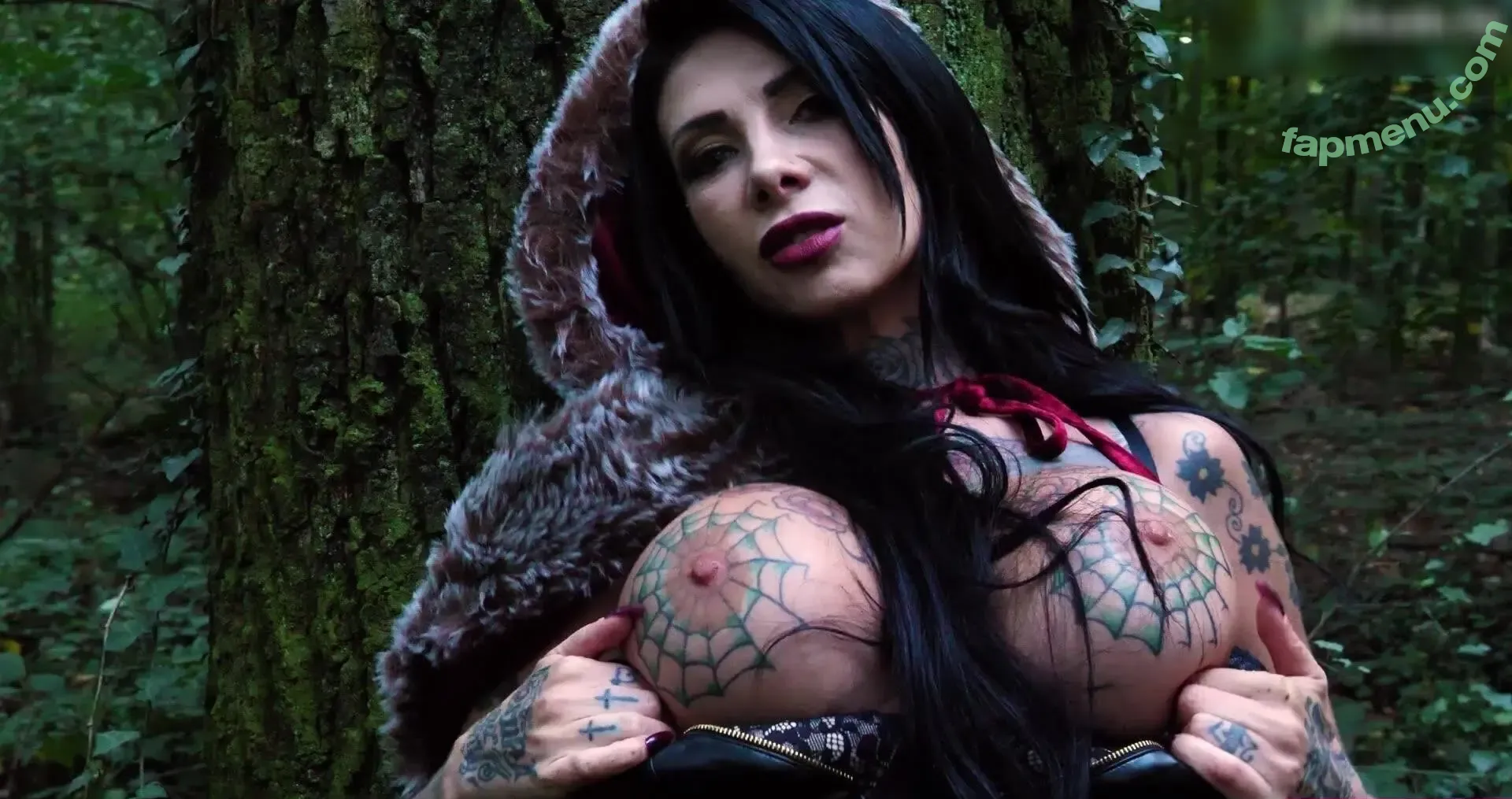 Megan Inky nude photo #0210 (inky_real / meganinky84)
