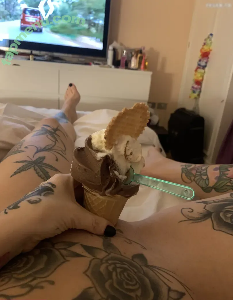 Megan Inky nude photo #0452 (inky_real / meganinky84)