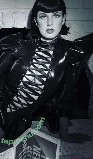 Megan Louise / Desire (desire_musicofficial / desire_musicofficial nude photo #0058