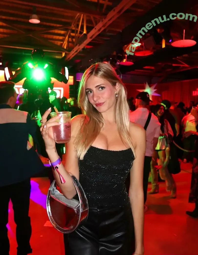 Megan Lucky nude photo #0081 (meglucky53)