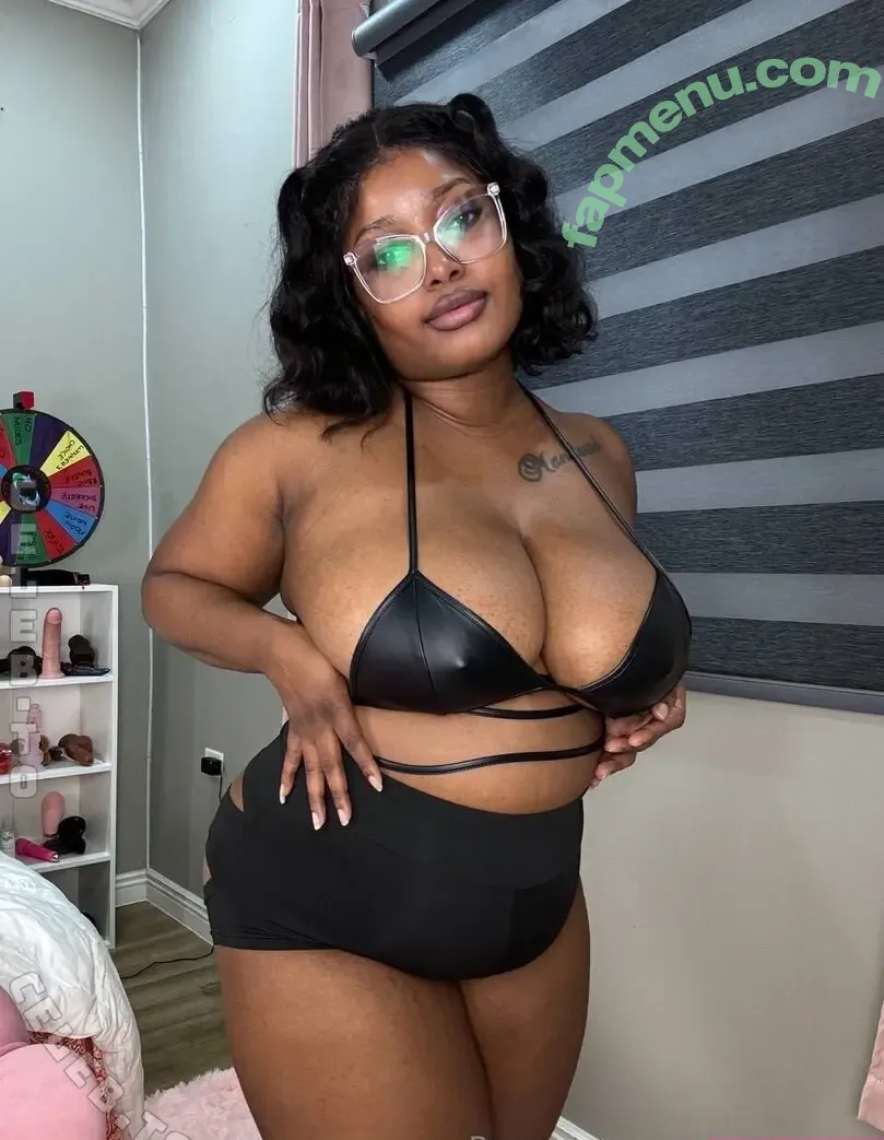 Megan Miller nude photo #0104 (cxrxmel_latte / ilovecaramel)