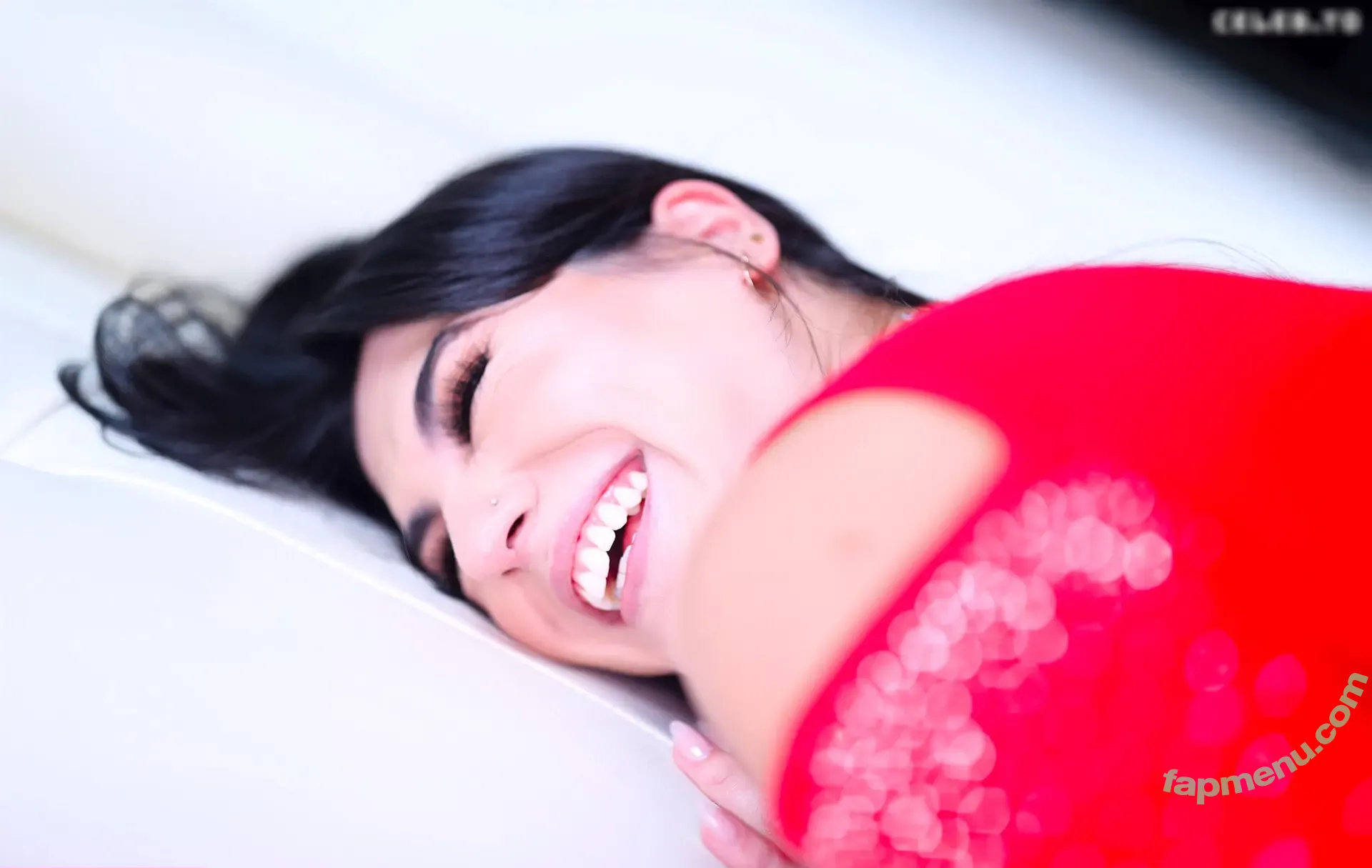 Megan Mistakes nude photo #0275 (meganmistakes / notmeganmistakes)