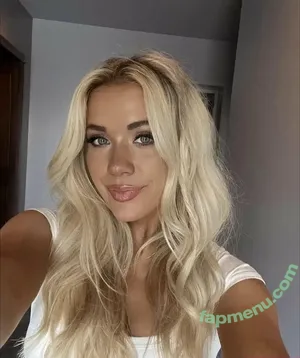 Megan Moroney / megmoroney nude photo #0082