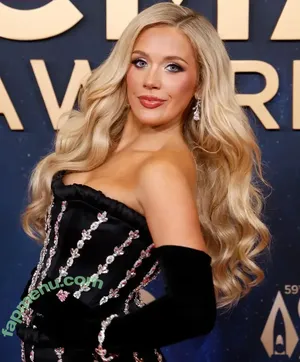 Megan Moroney / megmoroney nude photo #0110