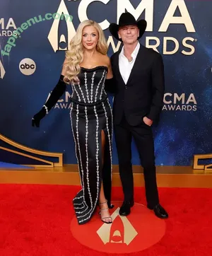 Megan Moroney / megmoroney nude photo #0115