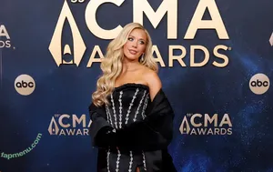 Megan Moroney / megmoroney nude photo #0118