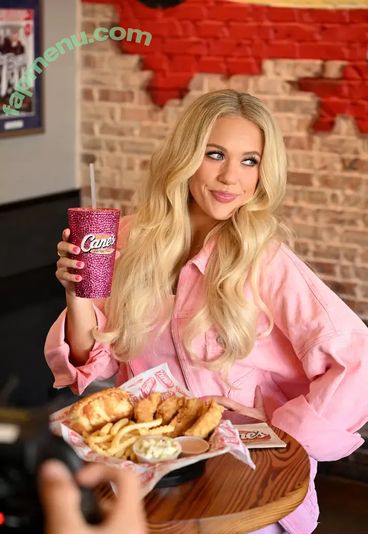 Megan Moroney nude photo #0107 (megmoroney)