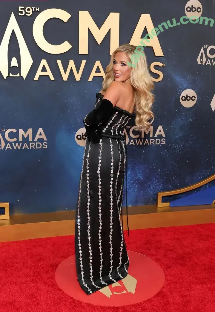 Megan Moroney nude photo #0119 (megmoroney)