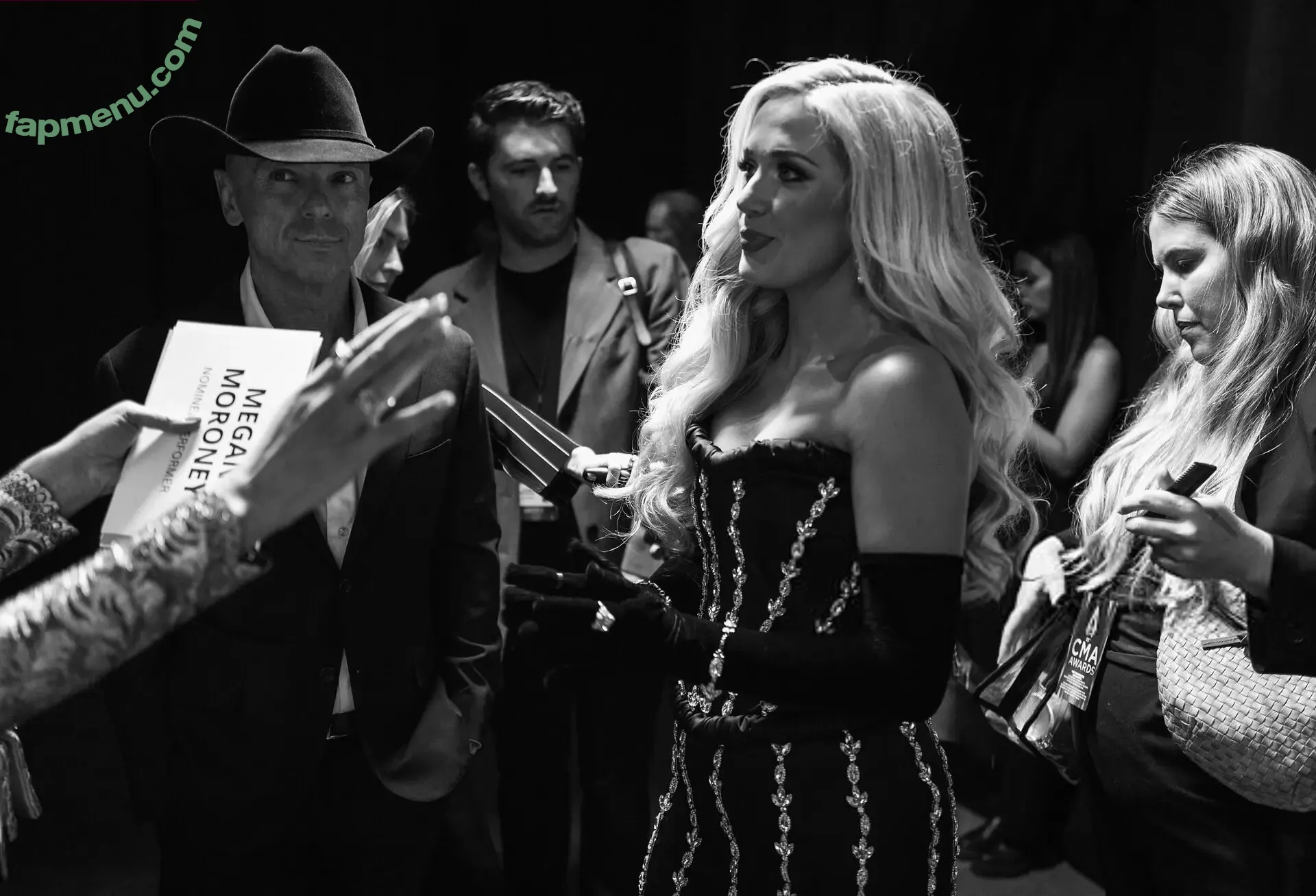 Megan Moroney nude photo #0152 (megmoroney)