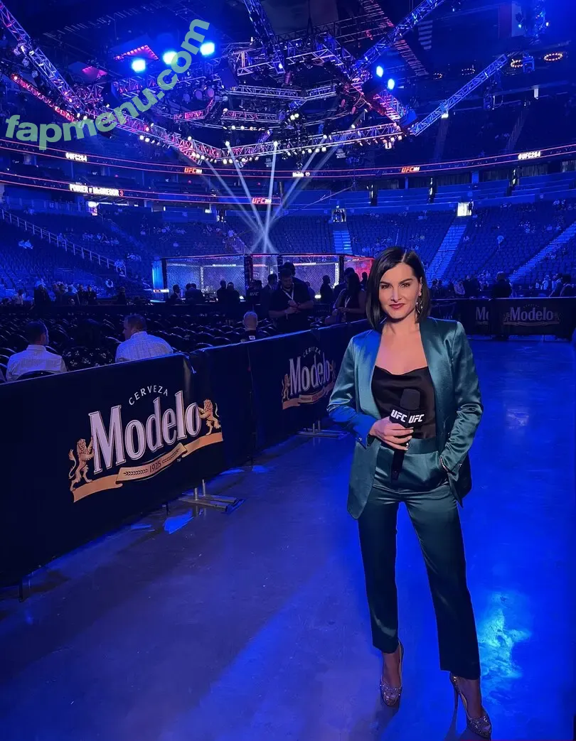 Megan Olivi nude photo #0042 (MeganOlivi)