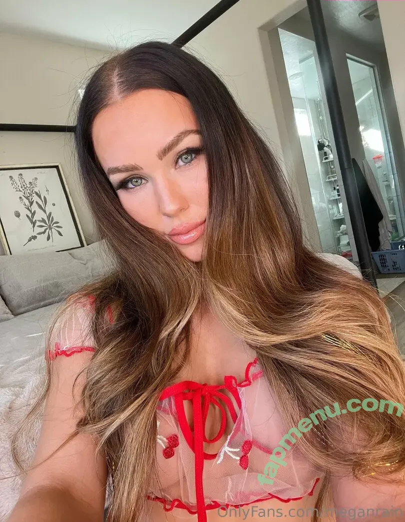 Megan Rain nude photo #0005 (meganmecrazyXX / meganrain / meganrainofficial_)