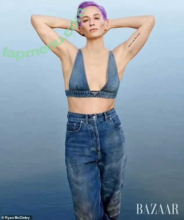 Megan Rapinoe nude photo #0001 (American soccer player / mrapinoe)