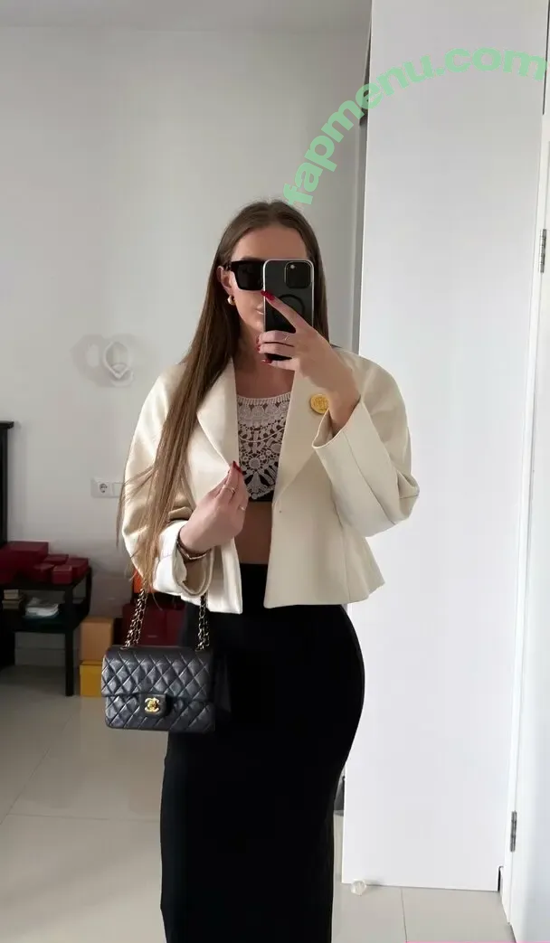 megan_ts_grl nude photo #0046 (megan_ts_grl)