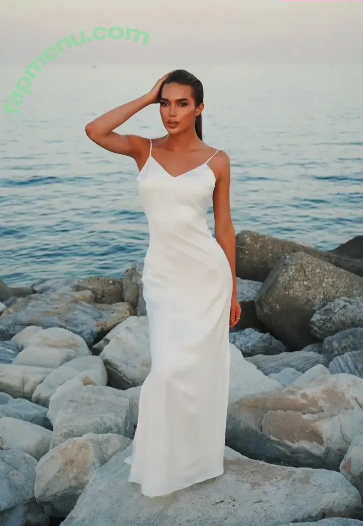 megan_ts_grl nude photo #0065 (megan_ts_grl)