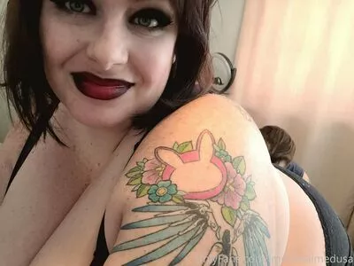 megandaw / megdaw_ nude photo #0136