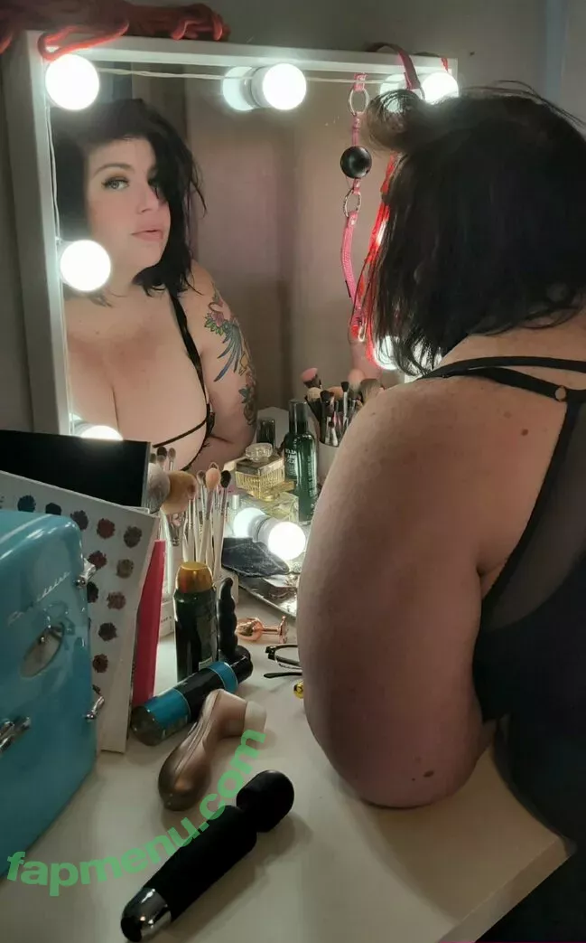 megandaw nude photo #0249 (megdaw_)