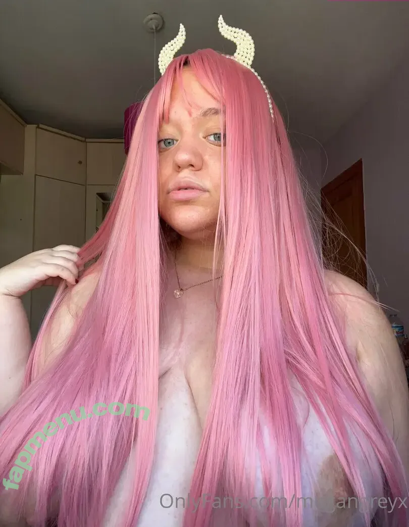 megangreyx nude photo #0005 (megangreyx)