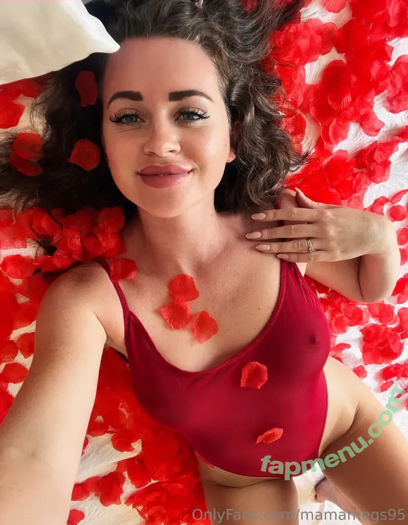 meganmae95 nude photo #0009 (maemegs95)