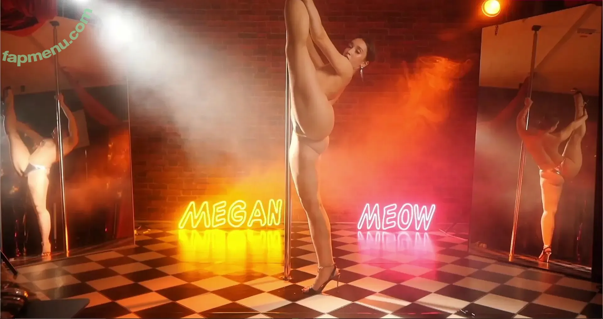 _Meganmeow_ nude photo #0411 (Megan / Megan_Foxyyyy / Megan_rou / _meganmeow / megan_rou_meow / meganmeow)