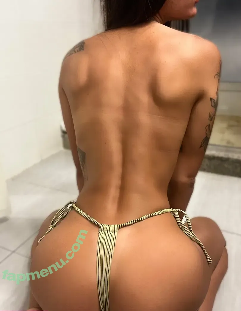meganmolnar nude photo #0006 (meganmolnar_)