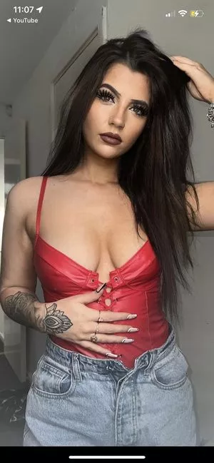 Megann22 nude photo #0133