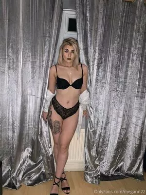 Megann22 nude photo #0237