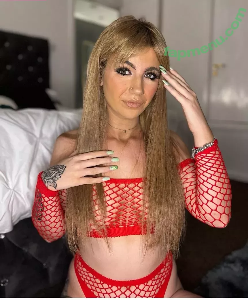 Megann22 nude photo #0041 (Megann22)