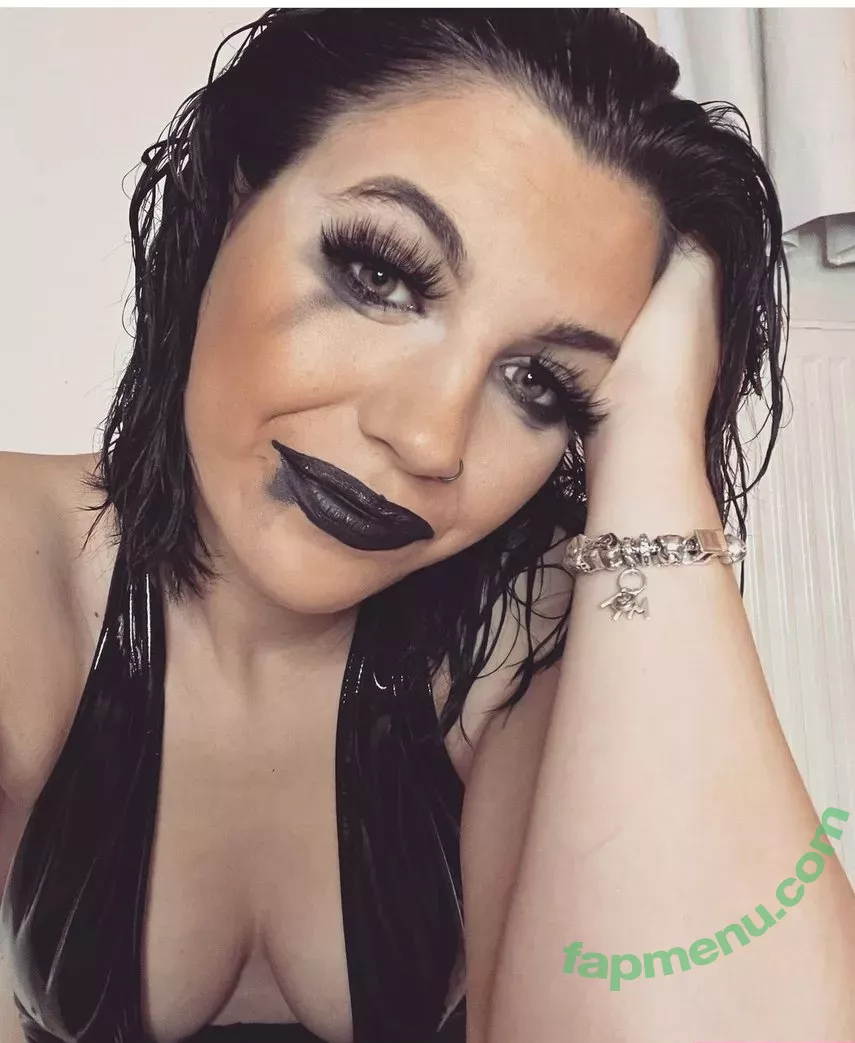 Megann22 nude photo #0106 (Megann22)