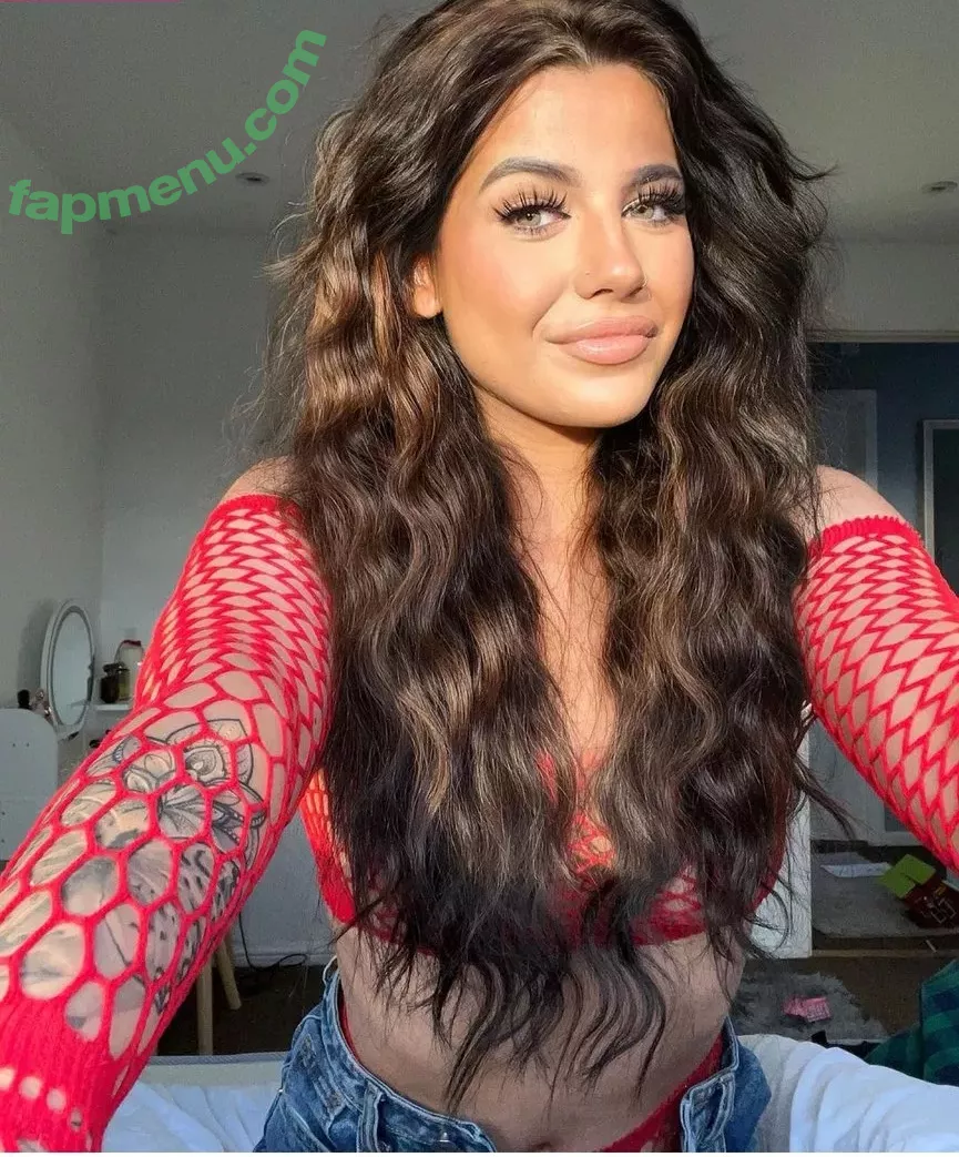 Megann22 nude photo #0116 (Megann22)