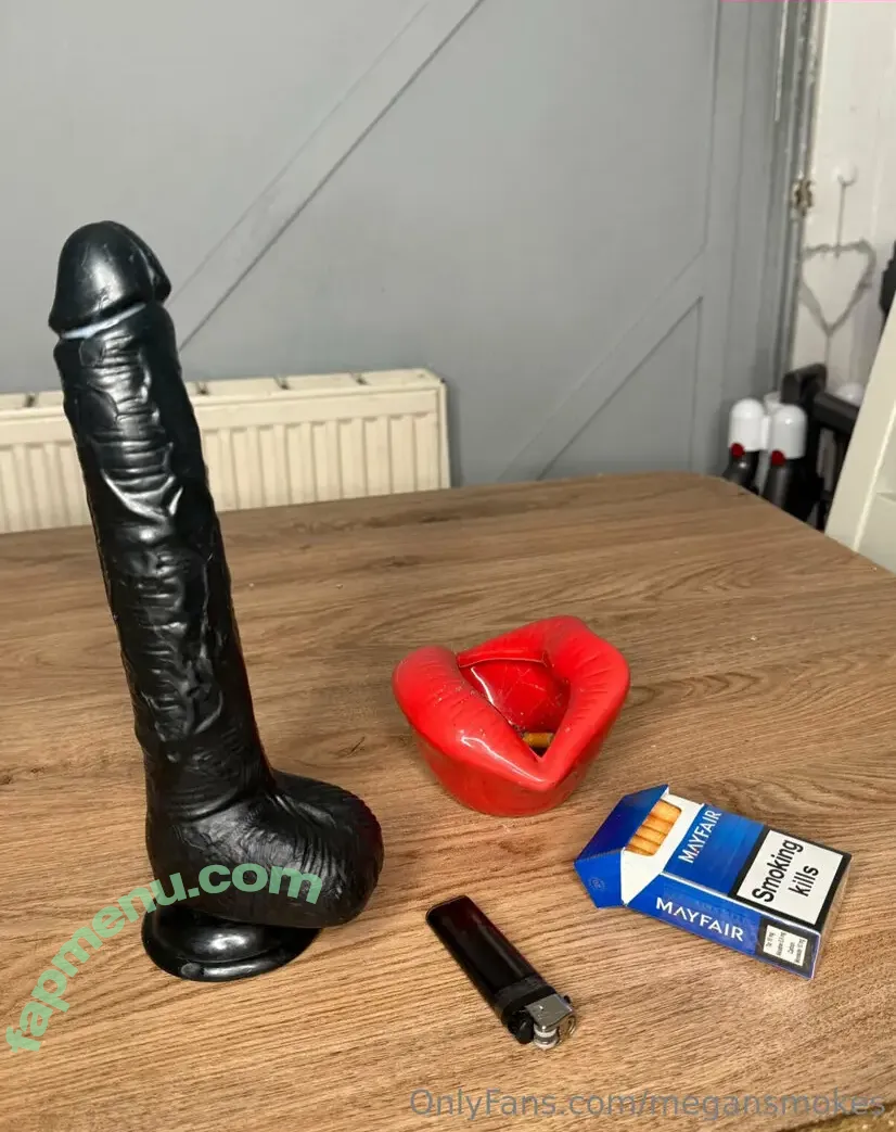 megansmokes nude photo #0003 (meganstokes)