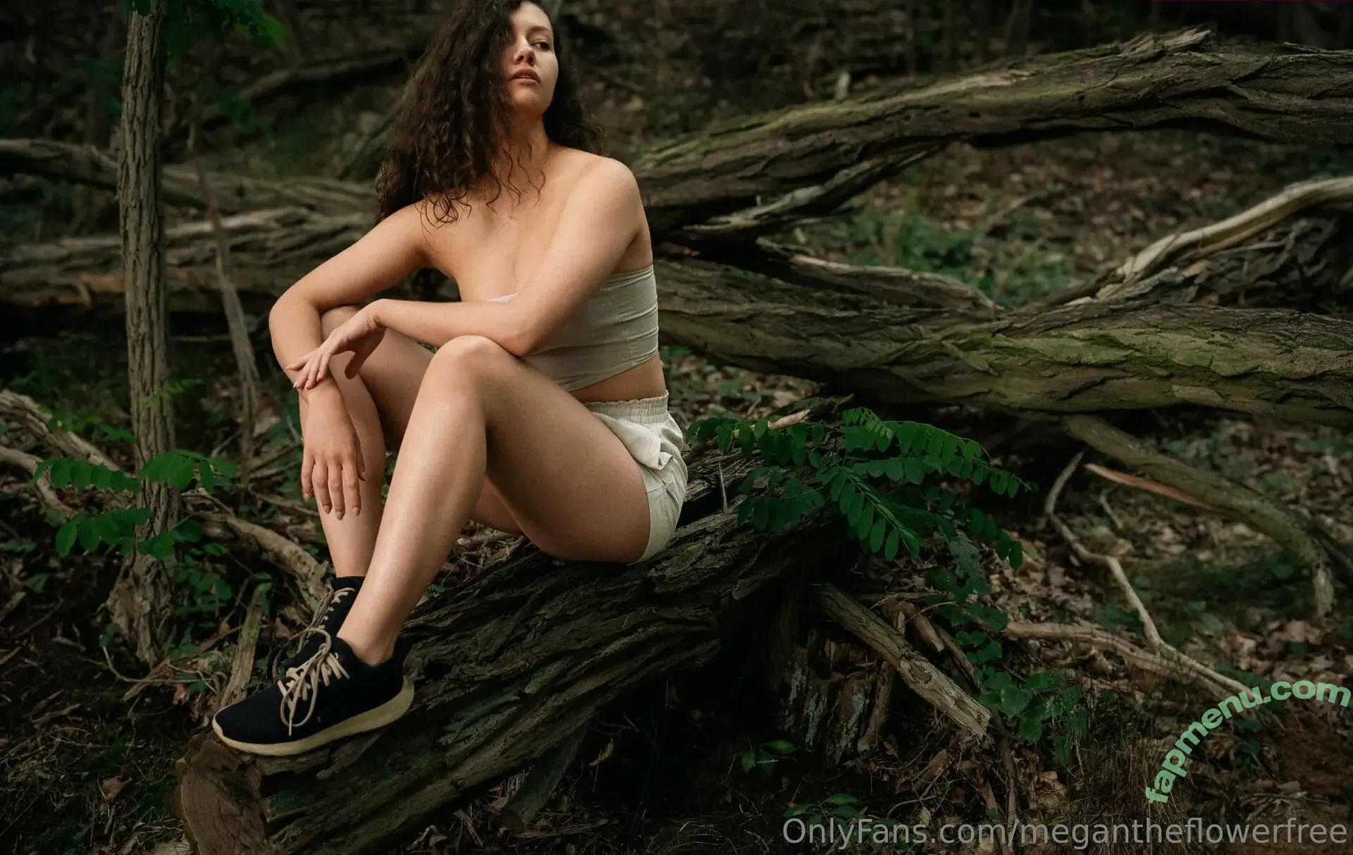 megantheflowerfree nude photo #0085 (megan_the_flower)