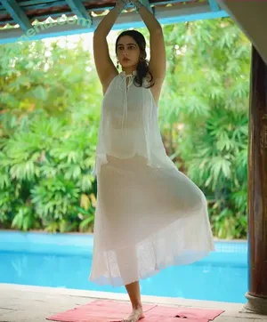 Megha Shukla / megha8shukla nude photo #0049