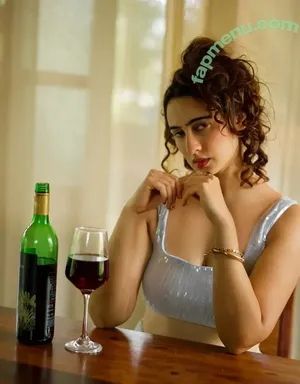 Megha Shukla / megha8shukla nude photo #0119