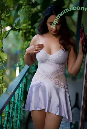 Megha Shukla / megha8shukla nude photo #0169