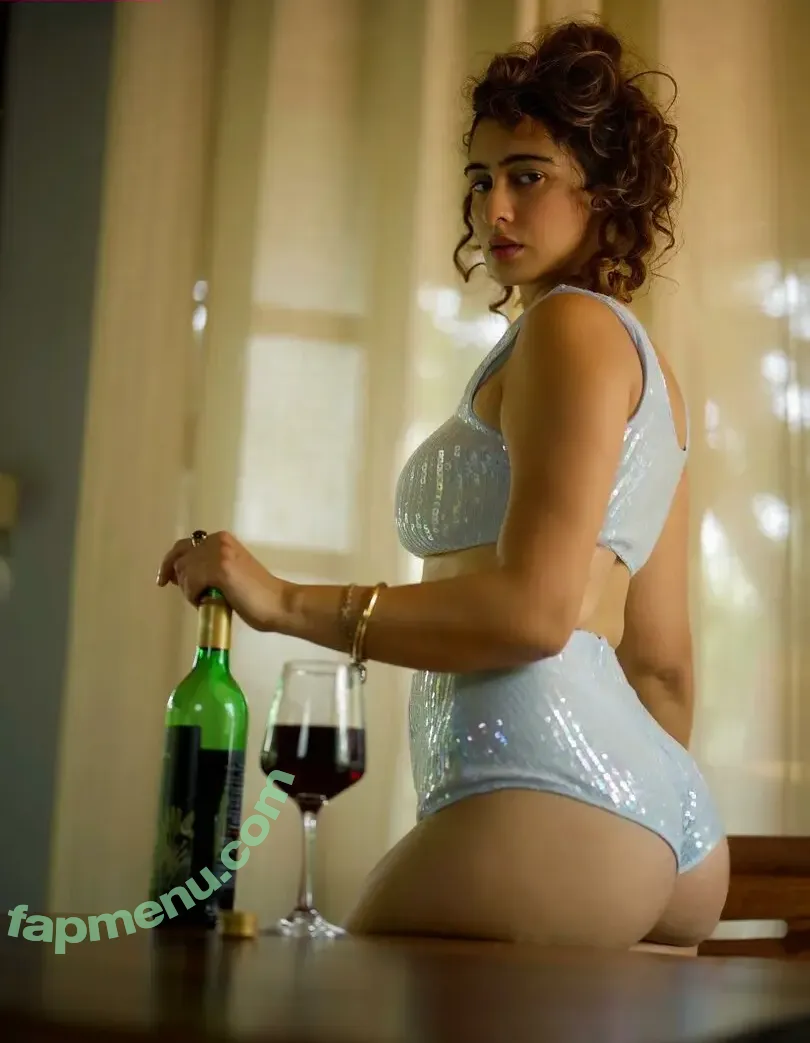 Megha Shukla nude photo #0115 (megha8shukla)