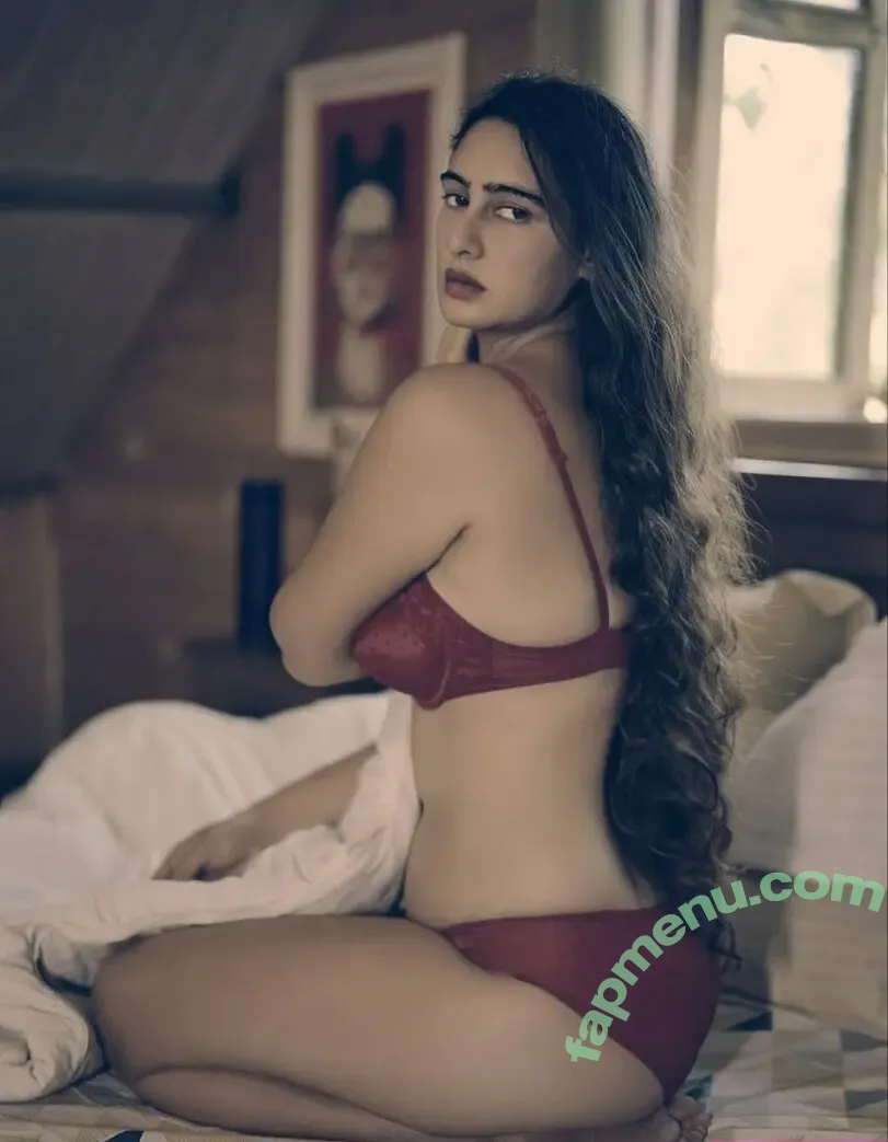 Megha Shukla nude photo #0186 (megha8shukla)