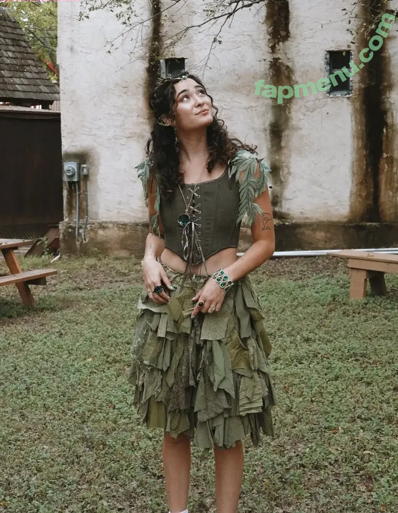 Meghan Lane nude photo #0572 (meghan__lane_ / meglane / megzylane)