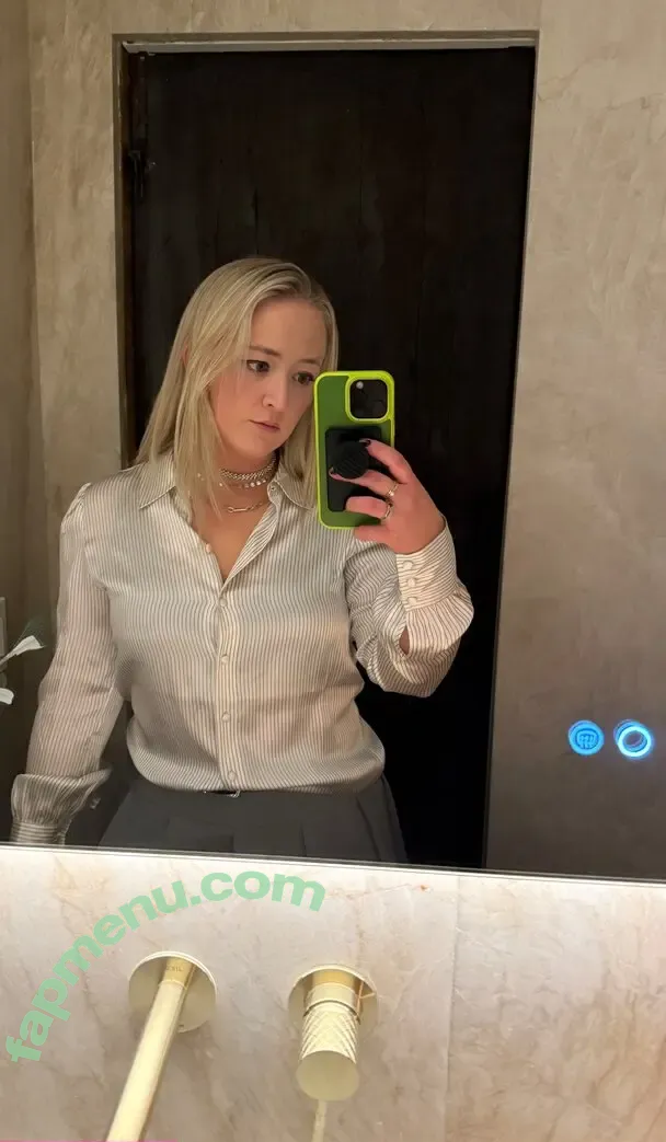 Meghan Mccarthy nude photo #0017 (meghanwmccarthy / megmariiee)