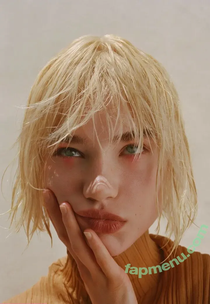 Meghan Roche nude photo #0043 (meghanroche)