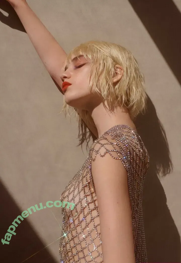 Meghan Roche nude photo #0046 (meghanroche)