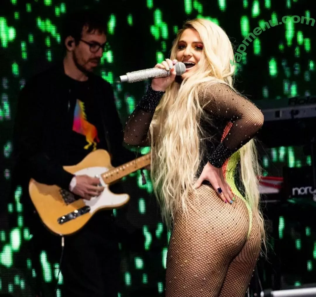 Meghan Trainor nude photo #0007 (forallyourmarketingneeds / meghantrainor)