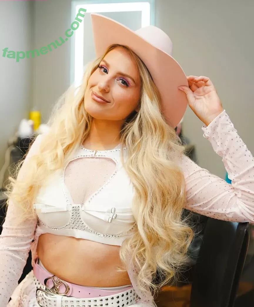 Meghan Trainor nude photo #0142 (chaoticd / meghantrainor)