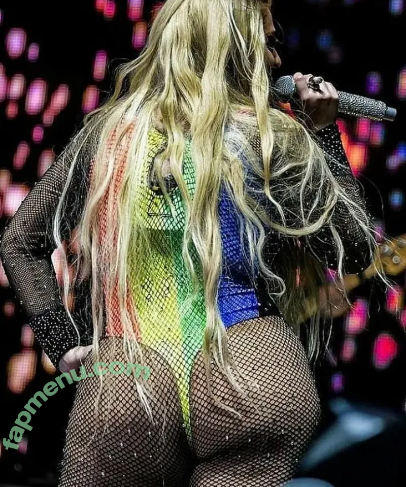 Meghan Trainor nude photo #0259 (forallyourmarketingneeds / meghantrainor)