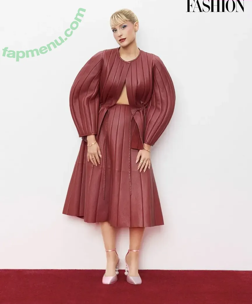 Meghan Trainor nude photo #0406 (forallyourmarketingneeds / meghantrainor)