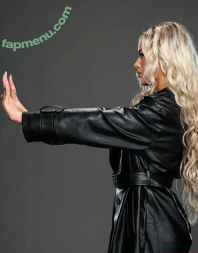 Meghan Walker nude photo #0137 (lucidbabyx / meghan_walker_)