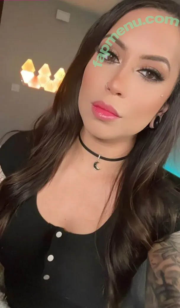 MeghanElle nude photo #0003 (MeghanElle)